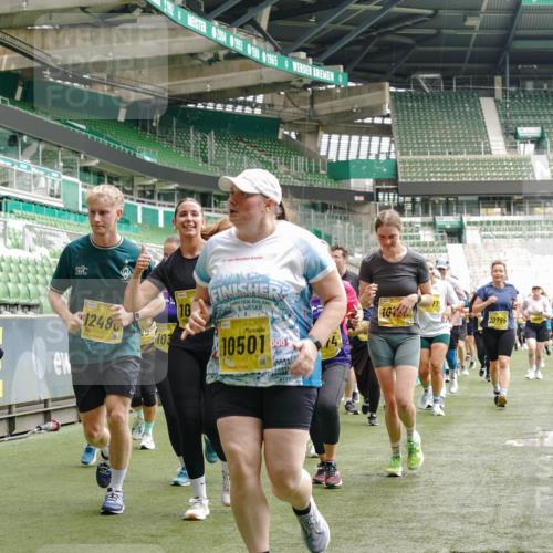 13.09.2026 - 21. swb-Marathon Bremen Michael Burmester http://msf.ph/oto/10478051 13.09.2026 10:40:13 Laufen im Stadion 10135, 10138, 10139, 10156, 10169, 10204, 10213, 10217, 10229, 10234, 10238, 10279, 10280, 10299, 10314, 10321, 10354, 10360, 10363, 10364, 10378, 10386, 10404, 10406, 10417, 10424, 10435, 10455, 10457, 10469, 10483, 10484, 10493, 10501, 10505, 10510, 10511, 10545, 10556, 10570, 10576, 10580, 10582, 10586, 10595, 10599, 10609, 10611, 10616, 10619, 10630, 10653, 10660, 10662, 10664, 10686, 10694, 10696, 10712, 10737, 10743, 10751 meine-sportfotos.de