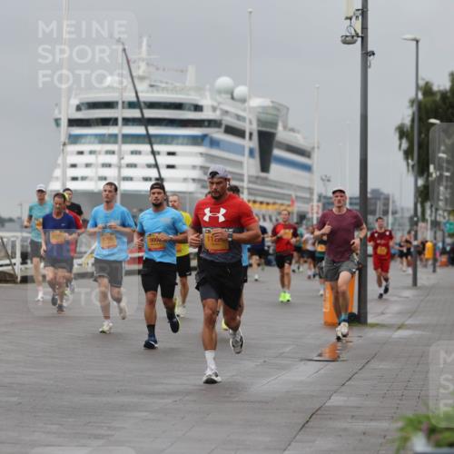 13.09.2026 - Kiel Lauf Andreas Tolksdorf http://msf.ph/oto/10478060 13.09.2026 11:51:09 Kiellinie 6366, 900, 112 meine-sportfotos.de