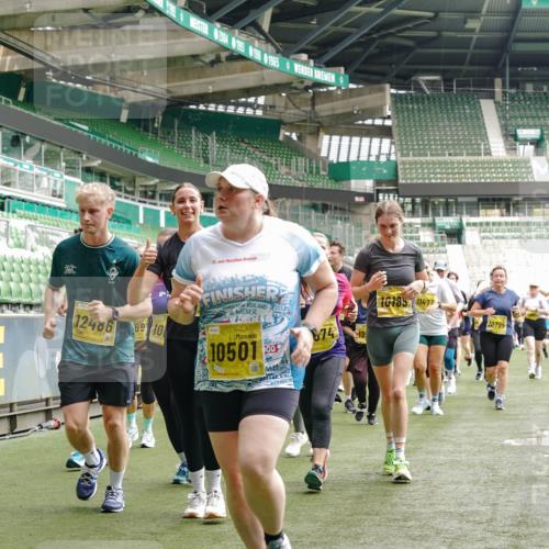 13.09.2026 - 21. swb-Marathon Bremen Michael Burmester http://msf.ph/oto/10478062 13.09.2026 10:40:13 Laufen im Stadion 10135, 10138, 10139, 10156, 10169, 10204, 10213, 10217, 10229, 10234, 10238, 10279, 10280, 10299, 10314, 10321, 10354, 10360, 10363, 10364, 10378, 10386, 10404, 10406, 10417, 10424, 10435, 10455, 10457, 10469, 10483, 10484, 10493, 10501, 10505, 10510, 10511, 10545, 10556, 10570, 10576, 10580, 10582, 10586, 10595, 10599, 10609, 10611, 10616, 10619, 10630, 10653, 10660, 10662, 10664, 10686, 10694, 10696, 10712, 10737, 10743, 10751 meine-sportfotos.de