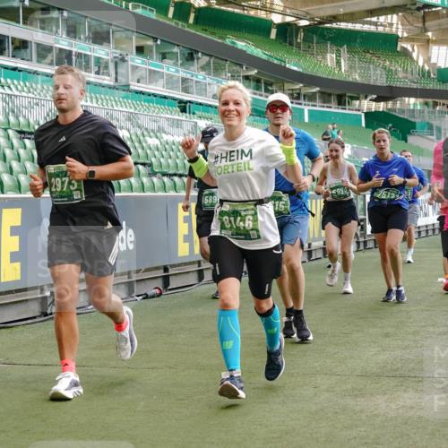 13.09.2026 - 21. swb-Marathon Bremen Michael Burmester http://msf.ph/oto/10478077 13.09.2026 13:17:44 Laufen im Stadion 134, 153, 267, 271, 311, 404, 449, 546, 588, 732, 753, 837, 990, 1057, 1312, 1424, 1425, 1465, 1539, 1790, 1813, 1825, 1844, 1868, 1987, 2056, 2067, 2096, 2123, 2259, 2357, 2358, 2363, 2381, 2389, 2419, 2532, 2550, 2562, 2586, 2601, 2614, 2647, 2655, 2778, 2797, 2821, 2849, 2857, 2880, 2893, 2974, 2984, 2996, 2999, 3096, 3100, 3104, 3146, 3180, 3195, 3210, 3213, 3314, 3337, 3366, 3421, 3431, 3476, 3479, 3501, 3506, 3537, 3548, 3633, 3654, 3740, 4478 meine-sportfotos.de