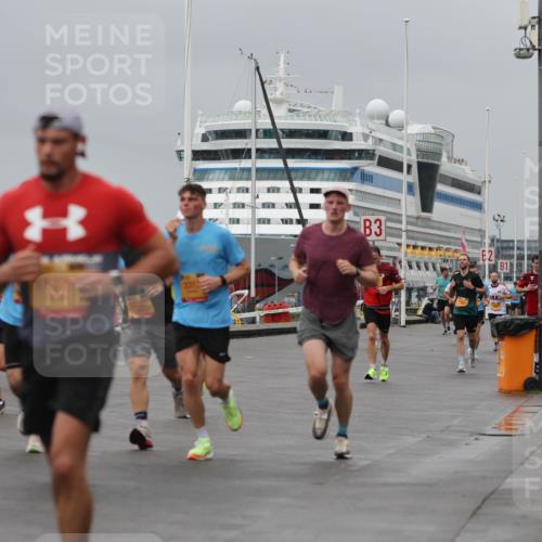 13.09.2026 - Kiel Lauf Andreas Tolksdorf http://msf.ph/oto/10478126 13.09.2026 11:51:12 Kiellinie 3 meine-sportfotos.de