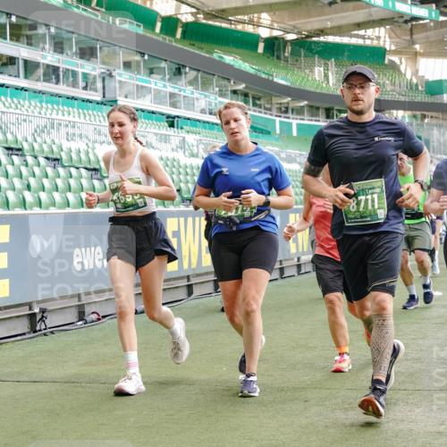 13.09.2026 - 21. swb-Marathon Bremen Michael Burmester http://msf.ph/oto/10478136 13.09.2026 13:17:47 Laufen im Stadion 134, 153, 267, 271, 311, 404, 449, 546, 588, 732, 753, 837, 990, 1057, 1424, 1425, 1465, 1539, 1790, 1813, 1825, 1844, 1868, 1987, 2056, 2067, 2096, 2123, 2259, 2357, 2358, 2363, 2381, 2389, 2419, 2532, 2550, 2562, 2586, 2601, 2614, 2647, 2655, 2778, 2797, 2821, 2849, 2857, 2879, 2880, 2893, 2974, 2984, 2996, 2999, 3096, 3100, 3104, 3146, 3180, 3195, 3210, 3213, 3314, 3337, 3366, 3421, 3431, 3476, 3479, 3501, 3506, 3537, 3548, 3633, 3654, 3740, 4478 meine-sportfotos.de