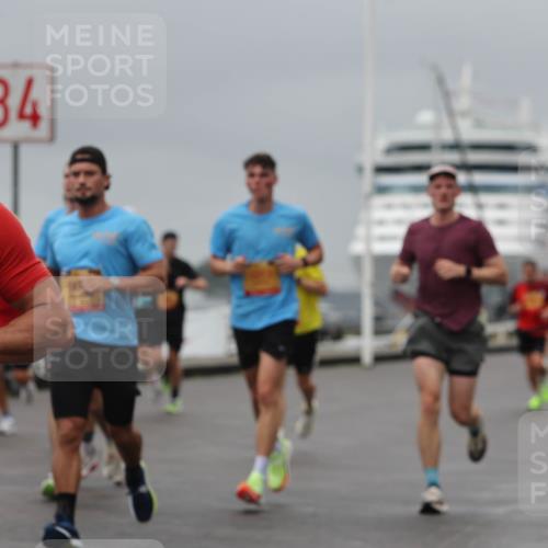 13.09.2026 - Kiel Lauf Andreas Tolksdorf http://msf.ph/oto/10478163 13.09.2026 11:51:13 Kiellinie 38, 112, 4 meine-sportfotos.de