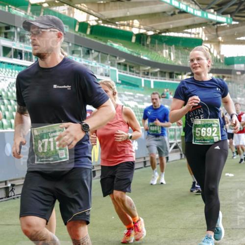 13.09.2026 - 21. swb-Marathon Bremen Michael Burmester http://msf.ph/oto/10478167 13.09.2026 13:17:48 Laufen im Stadion 134, 153, 267, 271, 311, 404, 449, 546, 588, 732, 753, 837, 990, 1057, 1424, 1425, 1465, 1539, 1790, 1813, 1825, 1844, 1868, 1987, 2056, 2067, 2096, 2123, 2259, 2357, 2358, 2363, 2381, 2389, 2419, 2532, 2550, 2562, 2586, 2601, 2614, 2647, 2655, 2778, 2797, 2821, 2849, 2857, 2879, 2880, 2893, 2974, 2984, 2996, 2999, 3096, 3100, 3104, 3146, 3180, 3195, 3210, 3213, 3314, 3337, 3366, 3421, 3431, 3476, 3479, 3501, 3506, 3537, 3548, 3633, 3654, 3740, 4478 meine-sportfotos.de