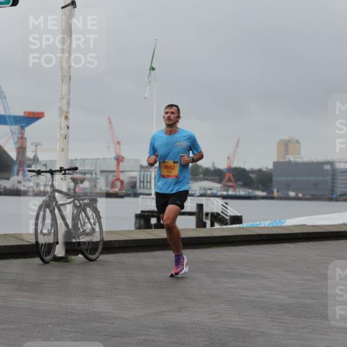 13.09.2026 - Kiel Lauf Andreas Tolksdorf http://msf.ph/oto/10478198 13.09.2026 11:51:30 Kiellinie 9662, 4, 1814 meine-sportfotos.de
