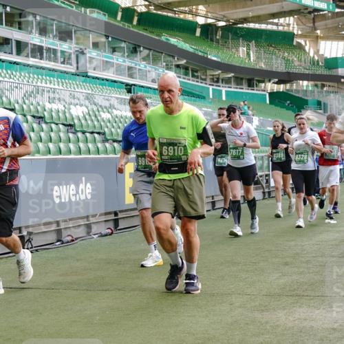 13.09.2026 - 21. swb-Marathon Bremen Michael Burmester http://msf.ph/oto/10478205 13.09.2026 13:17:49 Laufen im Stadion 134, 153, 267, 271, 311, 404, 449, 546, 588, 732, 753, 837, 990, 1057, 1424, 1425, 1465, 1539, 1790, 1813, 1825, 1844, 1868, 1987, 2056, 2067, 2096, 2123, 2137, 2259, 2294, 2357, 2358, 2363, 2381, 2389, 2419, 2453, 2532, 2550, 2562, 2586, 2601, 2614, 2647, 2655, 2778, 2797, 2821, 2849, 2857, 2879, 2880, 2893, 2974, 2984, 2996, 2999, 3096, 3100, 3104, 3146, 3180, 3195, 3210, 3213, 3314, 3337, 3366, 3421, 3431, 3476, 3479, 3501, 3506, 3537, 3548, 3633, 3654, 3740, 4478 meine-sportfotos.de