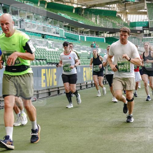 13.09.2026 - 21. swb-Marathon Bremen Michael Burmester http://msf.ph/oto/10478235 13.09.2026 13:17:50 Laufen im Stadion 134, 153, 267, 271, 311, 404, 449, 546, 588, 732, 753, 837, 990, 1057, 1424, 1425, 1465, 1539, 1790, 1813, 1825, 1844, 1868, 1987, 2056, 2067, 2096, 2123, 2137, 2259, 2294, 2357, 2358, 2363, 2381, 2389, 2419, 2453, 2532, 2550, 2562, 2586, 2601, 2614, 2647, 2655, 2778, 2797, 2821, 2849, 2857, 2879, 2880, 2893, 2974, 2984, 2996, 2999, 3096, 3100, 3104, 3146, 3180, 3195, 3210, 3213, 3314, 3337, 3366, 3421, 3431, 3476, 3479, 3501, 3506, 3537, 3548, 3633, 3654, 3740, 4478 meine-sportfotos.de