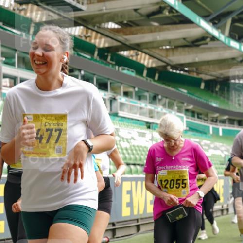 13.09.2026 - 21. swb-Marathon Bremen Michael Burmester http://msf.ph/oto/10478288 13.09.2026 10:40:20 Laufen im Stadion 10135, 10138, 10139, 10155, 10156, 10169, 10204, 10213, 10217, 10229, 10234, 10238, 10279, 10280, 10299, 10313, 10314, 10321, 10354, 10360, 10363, 10364, 10378, 10386, 10404, 10406, 10417, 10424, 10435, 10455, 10457, 10469, 10483, 10484, 10493, 10501, 10505, 10510, 10511, 10545, 10556, 10570, 10576, 10580, 10582, 10586, 10595, 10599, 10609, 10611, 10616, 10619, 10630, 10653, 10660, 10662, 10664, 10686, 10694, 10696, 10706, 10712, 10737, 10743, 10751, 10766 meine-sportfotos.de