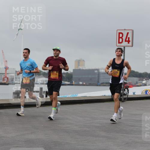 13.09.2026 - Kiel Lauf Andreas Tolksdorf http://msf.ph/oto/10478323 13.09.2026 11:51:38 Kiellinie 42, 195, 9318, 2228, 4 meine-sportfotos.de