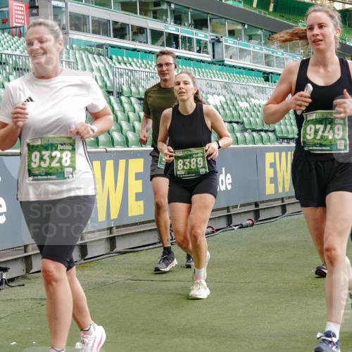 13.09.2026 - 21. swb-Marathon Bremen Michael Burmester http://msf.ph/oto/10478341 13.09.2026 13:17:54 Laufen im Stadion 134, 153, 267, 271, 311, 404, 449, 546, 588, 732, 753, 837, 990, 1057, 1424, 1425, 1539, 1790, 1813, 1825, 1844, 1868, 1987, 2056, 2067, 2096, 2123, 2137, 2259, 2294, 2357, 2358, 2381, 2389, 2419, 2453, 2532, 2550, 2562, 2586, 2601, 2614, 2647, 2655, 2797, 2821, 2849, 2857, 2879, 2880, 2893, 2984, 2996, 2999, 3096, 3100, 3104, 3146, 3180, 3195, 3210, 3213, 3314, 3337, 3366, 3421, 3431, 3476, 3479, 3501, 3506, 3537, 3548, 3633, 3654, 3740, 3879, 4478 meine-sportfotos.de