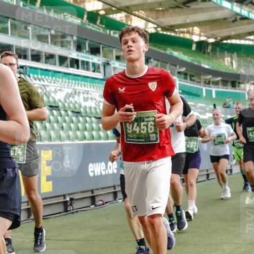 13.09.2026 - 21. swb-Marathon Bremen Michael Burmester http://msf.ph/oto/10478374 13.09.2026 13:17:55 Laufen im Stadion 134, 153, 267, 271, 311, 404, 449, 546, 588, 732, 753, 837, 990, 1057, 1424, 1425, 1539, 1790, 1813, 1825, 1844, 1868, 1987, 2056, 2067, 2096, 2123, 2137, 2259, 2294, 2357, 2358, 2381, 2389, 2419, 2453, 2532, 2550, 2562, 2586, 2601, 2614, 2647, 2655, 2797, 2821, 2849, 2857, 2879, 2880, 2893, 2984, 2996, 2999, 3096, 3100, 3104, 3146, 3180, 3195, 3210, 3213, 3314, 3337, 3366, 3421, 3431, 3476, 3479, 3501, 3506, 3537, 3548, 3633, 3654, 3740, 3879, 4478 meine-sportfotos.de