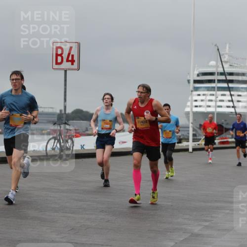 13.09.2026 - Kiel Lauf Andreas Tolksdorf http://msf.ph/oto/10478399 13.09.2026 11:51:44 Kiellinie 4, 7861, 11424, 817, 3 meine-sportfotos.de