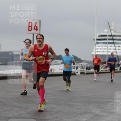13.09.2026 - Kiel Lauf Andreas Tolksdorf http://msf.ph/oto/10478412 13.09.2026 11:51:45 Kiellinie 4, 39, 38, 11424 meine-sportfotos.de