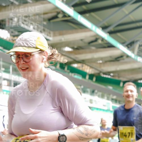 13.09.2026 - 21. swb-Marathon Bremen Michael Burmester http://msf.ph/oto/10478444 13.09.2026 10:40:25 Laufen im Stadion 10135, 10138, 10139, 10155, 10156, 10169, 10204, 10213, 10217, 10229, 10234, 10279, 10280, 10299, 10313, 10314, 10321, 10354, 10360, 10363, 10364, 10378, 10386, 10404, 10406, 10417, 10419, 10424, 10435, 10455, 10457, 10469, 10483, 10484, 10493, 10501, 10505, 10510, 10511, 10545, 10556, 10570, 10576, 10580, 10582, 10586, 10599, 10609, 10611, 10616, 10619, 10644, 10653, 10660, 10662, 10664, 10686, 10694, 10696, 10706, 10712, 10737, 10743, 10751, 10766, 10768 meine-sportfotos.de