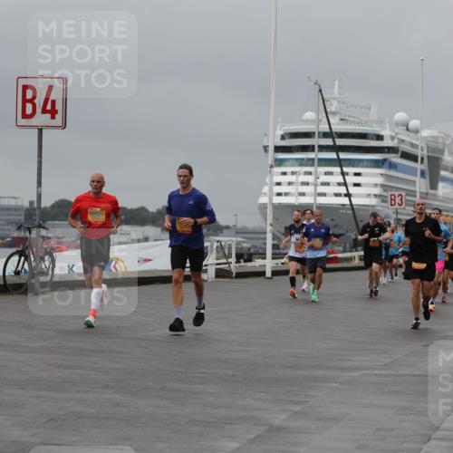 13.09.2026 - Kiel Lauf Andreas Tolksdorf http://msf.ph/oto/10478469 13.09.2026 11:51:49 Kiellinie 4, 3 meine-sportfotos.de