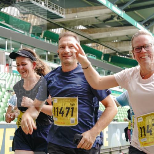 13.09.2026 - 21. swb-Marathon Bremen Michael Burmester http://msf.ph/oto/10478471 13.09.2026 10:40:26 Laufen im Stadion 10135, 10138, 10139, 10155, 10156, 10169, 10204, 10213, 10217, 10229, 10234, 10279, 10280, 10299, 10313, 10314, 10321, 10354, 10360, 10363, 10364, 10378, 10386, 10404, 10406, 10417, 10419, 10424, 10435, 10455, 10483, 10484, 10493, 10501, 10505, 10510, 10511, 10545, 10556, 10570, 10576, 10580, 10582, 10586, 10599, 10609, 10611, 10616, 10619, 10644, 10653, 10660, 10662, 10664, 10686, 10694, 10696, 10706, 10712, 10737, 10743, 10751, 10766, 10768 meine-sportfotos.de