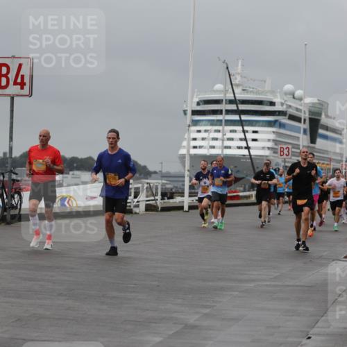 13.09.2026 - Kiel Lauf Andreas Tolksdorf http://msf.ph/oto/10478474 13.09.2026 11:51:49 Kiellinie 4, 3 meine-sportfotos.de