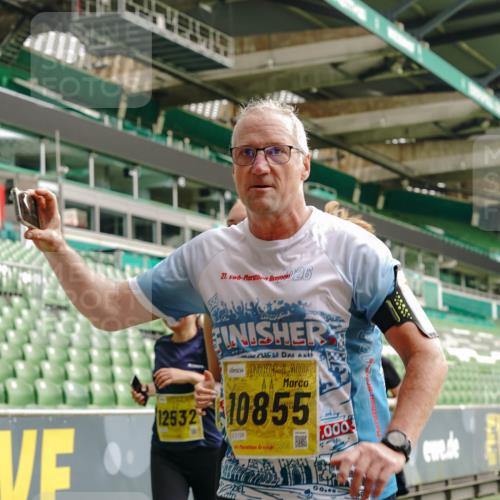 13.09.2026 - 21. swb-Marathon Bremen Michael Burmester http://msf.ph/oto/10478494 13.09.2026 10:40:27 Laufen im Stadion 10135, 10138, 10139, 10155, 10156, 10169, 10204, 10213, 10217, 10229, 10234, 10279, 10280, 10299, 10313, 10314, 10321, 10354, 10363, 10364, 10378, 10386, 10399, 10404, 10406, 10417, 10419, 10424, 10435, 10455, 10483, 10484, 10493, 10501, 10505, 10510, 10511, 10527, 10545, 10556, 10570, 10576, 10580, 10582, 10586, 10599, 10609, 10611, 10616, 10619, 10644, 10653, 10660, 10662, 10664, 10686, 10694, 10696, 10706, 10712, 10737, 10743, 10751, 10766, 10768 meine-sportfotos.de