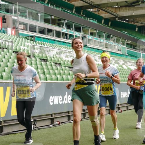 13.09.2026 - 21. swb-Marathon Bremen Michael Burmester http://msf.ph/oto/10478632 13.09.2026 10:40:33 Laufen im Stadion 10135, 10138, 10139, 10155, 10156, 10163, 10169, 10213, 10217, 10229, 10234, 10247, 10279, 10280, 10299, 10313, 10314, 10321, 10354, 10378, 10386, 10399, 10406, 10414, 10417, 10419, 10424, 10435, 10455, 10483, 10484, 10493, 10501, 10505, 10510, 10511, 10527, 10545, 10556, 10570, 10576, 10580, 10582, 10586, 10599, 10609, 10611, 10616, 10619, 10644, 10653, 10660, 10662, 10664, 10694, 10696, 10706, 10712, 10737, 10743, 10751, 10766, 10768, 10804, 11043, 11048 meine-sportfotos.de