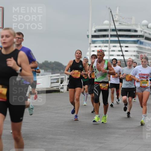 13.09.2026 - Kiel Lauf Andreas Tolksdorf http://msf.ph/oto/10478683 13.09.2026 11:52:02 Kiellinie 7498, 4, 8659, 53, 3685, 630, 7804, 11794 meine-sportfotos.de