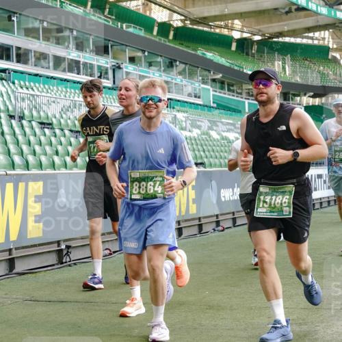 13.09.2026 - 21. swb-Marathon Bremen Michael Burmester http://msf.ph/oto/10478727 13.09.2026 13:18:06 Laufen im Stadion 134, 267, 271, 311, 404, 449, 486, 546, 588, 732, 753, 837, 921, 1057, 1424, 1425, 1431, 1765, 1790, 1813, 1825, 1844, 1868, 1987, 2056, 2067, 2096, 2123, 2137, 2294, 2357, 2358, 2381, 2389, 2419, 2453, 2532, 2550, 2562, 2586, 2601, 2614, 2647, 2655, 2797, 2821, 2849, 2857, 2879, 2880, 2893, 2944, 2984, 2999, 3096, 3100, 3104, 3146, 3180, 3195, 3210, 3213, 3285, 3314, 3337, 3366, 3421, 3431, 3476, 3479, 3506, 3537, 3548, 3619, 3633, 3654, 3740, 3879, 4478 meine-sportfotos.de