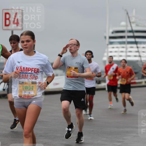 13.09.2026 - Kiel Lauf Andreas Tolksdorf http://msf.ph/oto/10478743 13.09.2026 11:52:06 Kiellinie 4, 360, 38, 7804 meine-sportfotos.de