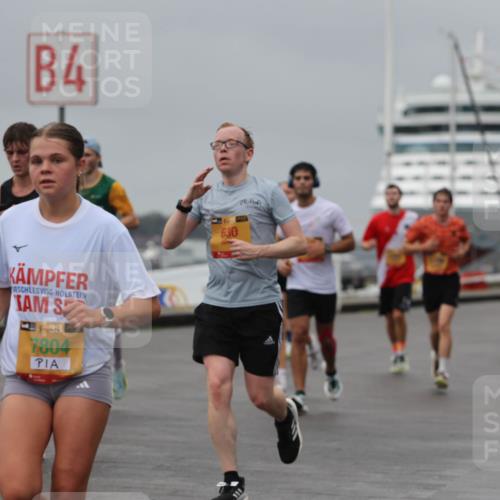 13.09.2026 - Kiel Lauf Andreas Tolksdorf http://msf.ph/oto/10478749 13.09.2026 11:52:06 Kiellinie 4, 3685, 38, 7804, 630 meine-sportfotos.de
