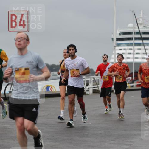 13.09.2026 - Kiel Lauf Andreas Tolksdorf http://msf.ph/oto/10478764 13.09.2026 11:52:06 Kiellinie 9748, 4, 7004, 11796, 11794, 3 meine-sportfotos.de