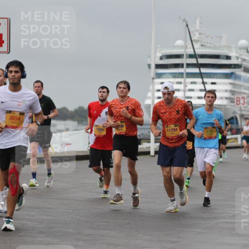 13.09.2026 - Kiel Lauf Andreas Tolksdorf http://msf.ph/oto/10478792 13.09.2026 11:52:08 Kiellinie 4, 3654, 7004, 196, 11794, 3 meine-sportfotos.de