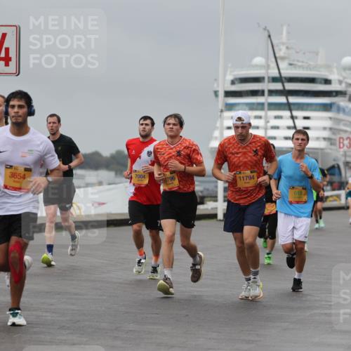 13.09.2026 - Kiel Lauf Andreas Tolksdorf http://msf.ph/oto/10478795 13.09.2026 11:52:08 Kiellinie 4, 3654, 7004, 1796, 11794, 618, 3 meine-sportfotos.de