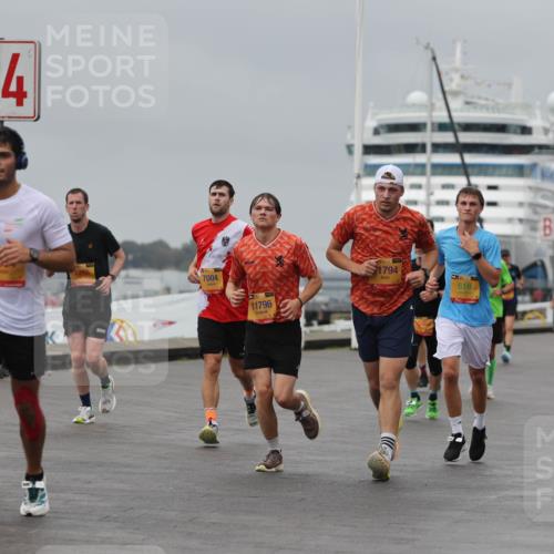 13.09.2026 - Kiel Lauf Andreas Tolksdorf http://msf.ph/oto/10478799 13.09.2026 11:52:08 Kiellinie 4, 1265, 7004, 11796, 1794, 618, 3 meine-sportfotos.de