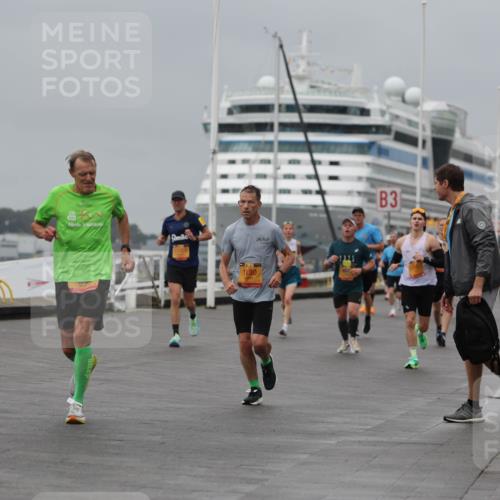 13.09.2026 - Kiel Lauf Andreas Tolksdorf http://msf.ph/oto/10478892 13.09.2026 11:52:13 Kiellinie 3 meine-sportfotos.de