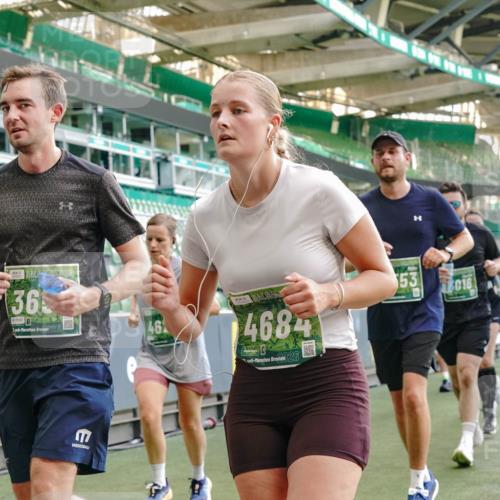 13.09.2026 - 21. swb-Marathon Bremen Michael Burmester http://msf.ph/oto/10478937 13.09.2026 13:18:17 Laufen im Stadion 311, 404, 449, 486, 546, 588, 732, 753, 837, 921, 1057, 1424, 1425, 1431, 1506, 1765, 1790, 1813, 1844, 1868, 2056, 2067, 2096, 2123, 2137, 2224, 2294, 2357, 2358, 2389, 2419, 2453, 2532, 2550, 2557, 2586, 2601, 2614, 2622, 2647, 2655, 2786, 2821, 2845, 2849, 2857, 2879, 2880, 2893, 2944, 2984, 2999, 3072, 3096, 3100, 3104, 3146, 3180, 3195, 3210, 3213, 3285, 3287, 3314, 3337, 3421, 3431, 3476, 3479, 3506, 3537, 3548, 3619, 3633, 3654, 3740, 3879, 4478 meine-sportfotos.de