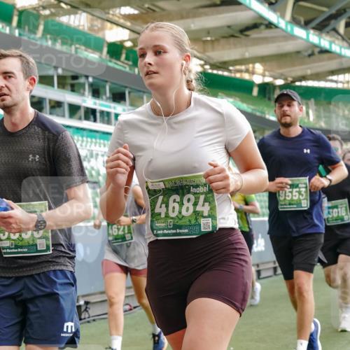 13.09.2026 - 21. swb-Marathon Bremen Michael Burmester http://msf.ph/oto/10478945 13.09.2026 13:18:17 Laufen im Stadion 311, 404, 449, 486, 546, 588, 732, 753, 837, 921, 1057, 1424, 1425, 1431, 1506, 1765, 1790, 1813, 1844, 1868, 2056, 2067, 2096, 2123, 2137, 2224, 2294, 2357, 2358, 2389, 2419, 2453, 2532, 2550, 2557, 2586, 2601, 2614, 2622, 2647, 2655, 2786, 2821, 2845, 2849, 2857, 2879, 2880, 2893, 2944, 2984, 2999, 3072, 3096, 3100, 3104, 3146, 3180, 3195, 3210, 3213, 3285, 3287, 3314, 3337, 3421, 3431, 3476, 3479, 3506, 3537, 3548, 3619, 3633, 3654, 3740, 3879, 4478 meine-sportfotos.de
