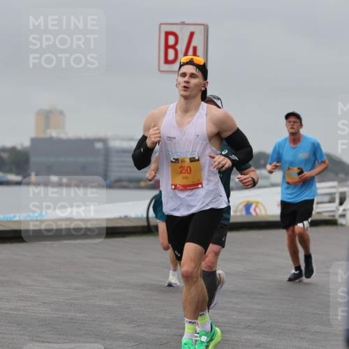 13.09.2026 - Kiel Lauf Andreas Tolksdorf http://msf.ph/oto/10478964 13.09.2026 11:52:19 Kiellinie 38, 1328, 250 meine-sportfotos.de
