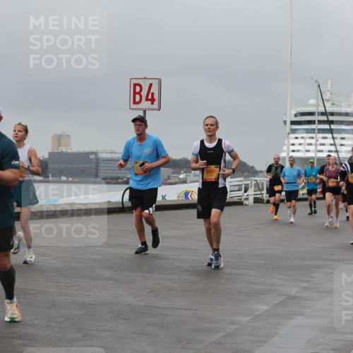 13.09.2026 - Kiel Lauf Andreas Tolksdorf http://msf.ph/oto/10478986 13.09.2026 11:52:21 Kiellinie 4978, 4, 8962, 2974, 3 meine-sportfotos.de
