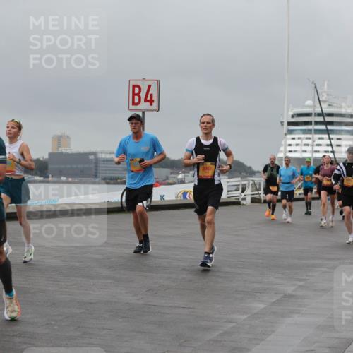 13.09.2026 - Kiel Lauf Andreas Tolksdorf http://msf.ph/oto/10478988 13.09.2026 11:52:21 Kiellinie 4978, 4, 8962, 2974, 3 meine-sportfotos.de
