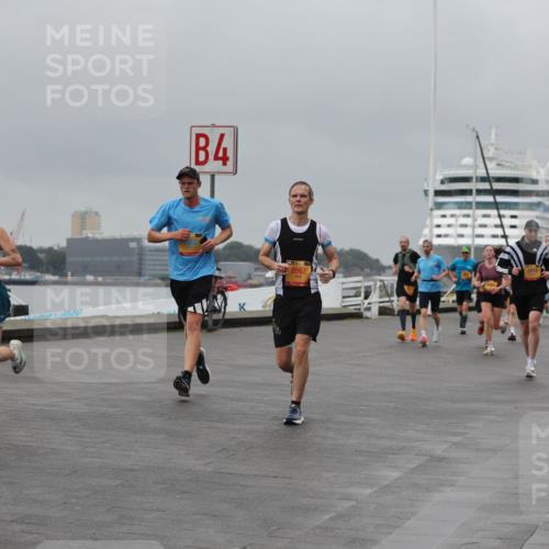 13.09.2026 - Kiel Lauf Andreas Tolksdorf http://msf.ph/oto/10478994 13.09.2026 11:52:21 Kiellinie 4, 8962, 2974, 3 meine-sportfotos.de