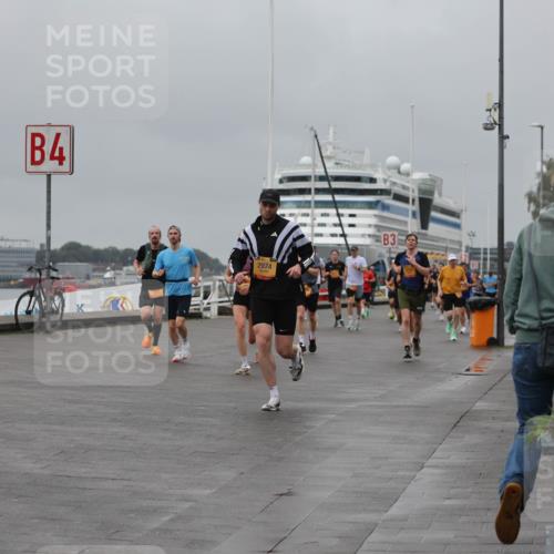 13.09.2026 - Kiel Lauf Andreas Tolksdorf http://msf.ph/oto/10479028 13.09.2026 11:52:23 Kiellinie 4, 2974, 3 meine-sportfotos.de