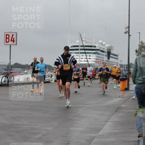 13.09.2026 - Kiel Lauf Andreas Tolksdorf http://msf.ph/oto/10479032 13.09.2026 11:52:23 Kiellinie 4, 2974, 3 meine-sportfotos.de