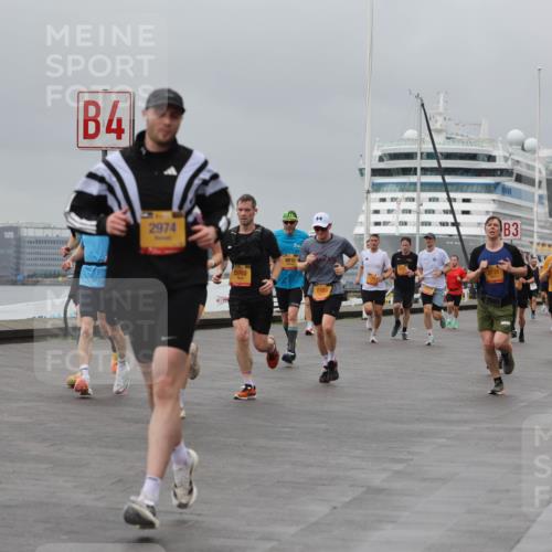 13.09.2026 - Kiel Lauf Andreas Tolksdorf http://msf.ph/oto/10479040 13.09.2026 11:52:25 Kiellinie 4, 2974, 5960, 9810, 6789, 3725, 3 meine-sportfotos.de