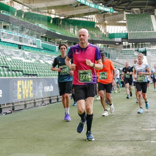 13.09.2026 - 21. swb-Marathon Bremen Michael Burmester http://msf.ph/oto/10479064 13.09.2026 13:18:21 Laufen im Stadion 311, 404, 449, 486, 546, 588, 732, 753, 837, 921, 1057, 1424, 1425, 1431, 1506, 1765, 1790, 1813, 1844, 1868, 2056, 2067, 2096, 2123, 2137, 2224, 2294, 2357, 2358, 2389, 2419, 2453, 2532, 2550, 2557, 2563, 2586, 2601, 2614, 2622, 2647, 2655, 2786, 2845, 2849, 2857, 2879, 2880, 2893, 2944, 2984, 2999, 3072, 3096, 3100, 3104, 3146, 3180, 3195, 3198, 3210, 3285, 3287, 3314, 3337, 3421, 3431, 3476, 3479, 3506, 3537, 3548, 3619, 3633, 3654, 3740, 3879, 4478 meine-sportfotos.de