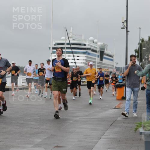 13.09.2026 - Kiel Lauf Andreas Tolksdorf http://msf.ph/oto/10479082 13.09.2026 11:52:27 Kiellinie 4, 9810, 6789, 3725 meine-sportfotos.de