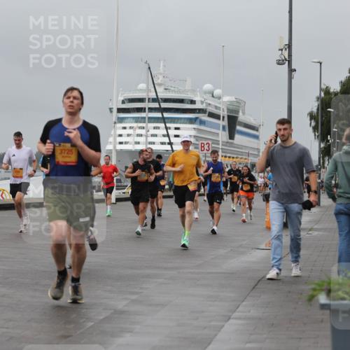 13.09.2026 - Kiel Lauf Andreas Tolksdorf http://msf.ph/oto/10479097 13.09.2026 11:52:29 Kiellinie 4, 3725, 3 meine-sportfotos.de