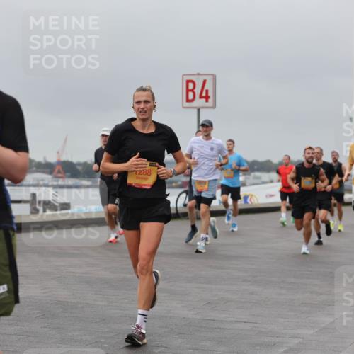 13.09.2026 - Kiel Lauf Andreas Tolksdorf http://msf.ph/oto/10479120 13.09.2026 11:52:31 Kiellinie 4, 3725, 88, 10605, 6150 meine-sportfotos.de