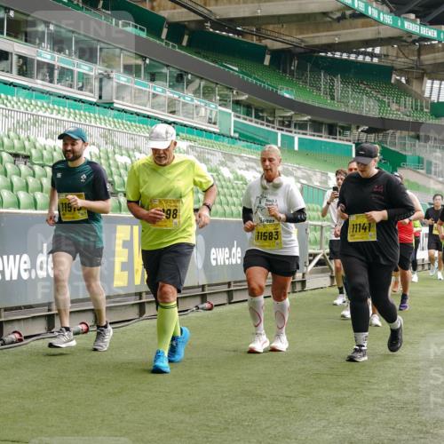 13.09.2026 - 21. swb-Marathon Bremen Michael Burmester http://msf.ph/oto/10479177 13.09.2026 10:40:55 Laufen im Stadion 10155, 10156, 10163, 10169, 10213, 10234, 10247, 10279, 10280, 10299, 10313, 10321, 10354, 10386, 10399, 10406, 10414, 10417, 10419, 10424, 10435, 10455, 10483, 10484, 10493, 10501, 10527, 10545, 10547, 10556, 10570, 10576, 10580, 10582, 10586, 10599, 10611, 10616, 10644, 10653, 10660, 10694, 10696, 10705, 10706, 10712, 10719, 10722, 10737, 10743, 10751, 10766, 10768, 10776, 10804, 10859, 10889, 11043, 11048 meine-sportfotos.de