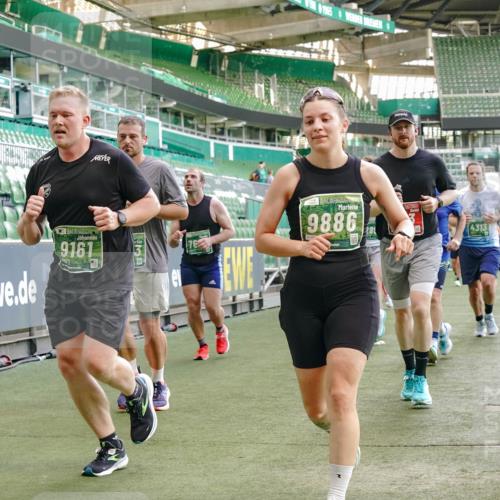 13.09.2026 - 21. swb-Marathon Bremen Michael Burmester http://msf.ph/oto/10479216 13.09.2026 13:18:28 Laufen im Stadion 311, 404, 486, 546, 588, 732, 753, 837, 921, 1057, 1424, 1425, 1431, 1506, 1765, 1790, 1813, 1844, 1868, 2056, 2067, 2096, 2123, 2137, 2224, 2294, 2357, 2358, 2389, 2419, 2453, 2532, 2550, 2557, 2563, 2586, 2601, 2614, 2622, 2647, 2655, 2786, 2843, 2845, 2849, 2857, 2879, 2880, 2893, 2944, 2983, 2984, 2999, 3031, 3046, 3072, 3096, 3100, 3104, 3146, 3180, 3189, 3195, 3198, 3210, 3285, 3287, 3314, 3337, 3421, 3431, 3476, 3479, 3537, 3548, 3619, 3633, 3654, 3740, 3879, 4478 meine-sportfotos.de