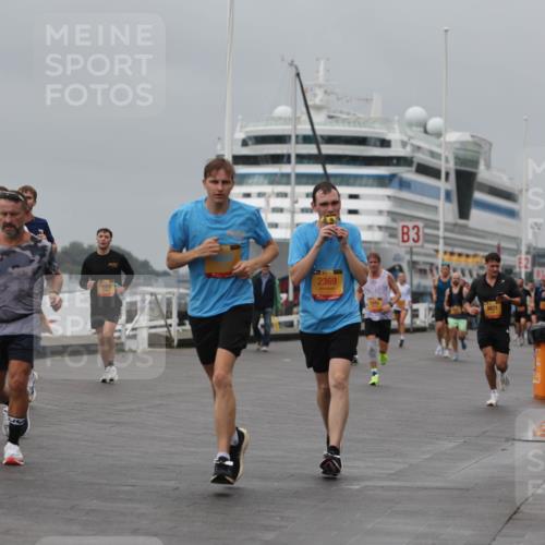 13.09.2026 - Kiel Lauf Andreas Tolksdorf http://msf.ph/oto/10479232 13.09.2026 11:52:43 Kiellinie 4, 9, 35, 6068, 2369, 3 meine-sportfotos.de