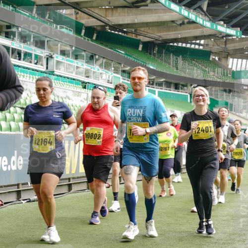 13.09.2026 - 21. swb-Marathon Bremen Michael Burmester http://msf.ph/oto/10479240 13.09.2026 10:40:58 Laufen im Stadion 10155, 10156, 10163, 10169, 10213, 10234, 10247, 10299, 10313, 10321, 10354, 10386, 10399, 10406, 10414, 10417, 10419, 10422, 10424, 10435, 10455, 10461, 10483, 10484, 10501, 10527, 10545, 10547, 10556, 10570, 10580, 10582, 10586, 10599, 10611, 10616, 10644, 10653, 10660, 10694, 10696, 10705, 10706, 10712, 10719, 10722, 10737, 10743, 10751, 10766, 10768, 10776, 10804, 10859, 10889, 11043, 11048 meine-sportfotos.de