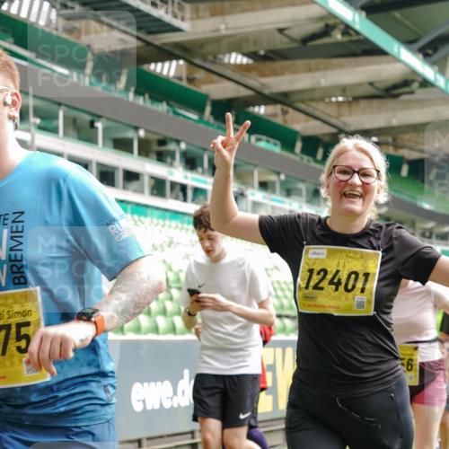 13.09.2026 - 21. swb-Marathon Bremen Michael Burmester http://msf.ph/oto/10479286 13.09.2026 10:41:00 Laufen im Stadion 10155, 10156, 10163, 10169, 10213, 10234, 10247, 10299, 10313, 10321, 10354, 10386, 10399, 10406, 10414, 10417, 10419, 10422, 10424, 10435, 10455, 10461, 10462, 10483, 10484, 10527, 10545, 10547, 10556, 10570, 10580, 10582, 10586, 10599, 10611, 10616, 10644, 10653, 10660, 10694, 10696, 10705, 10706, 10712, 10719, 10722, 10737, 10743, 10751, 10766, 10768, 10776, 10804, 10859, 10889, 11043, 11048 meine-sportfotos.de